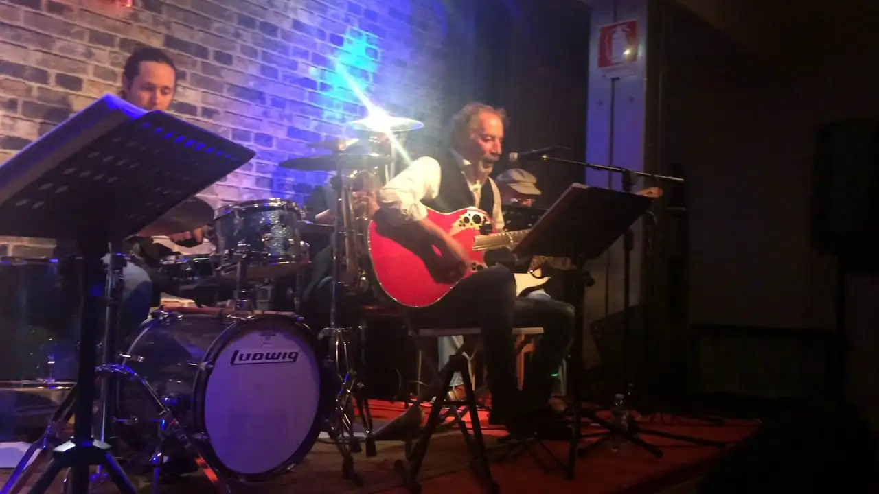 Aveva un taxi nero (cover di E. Jannacci)